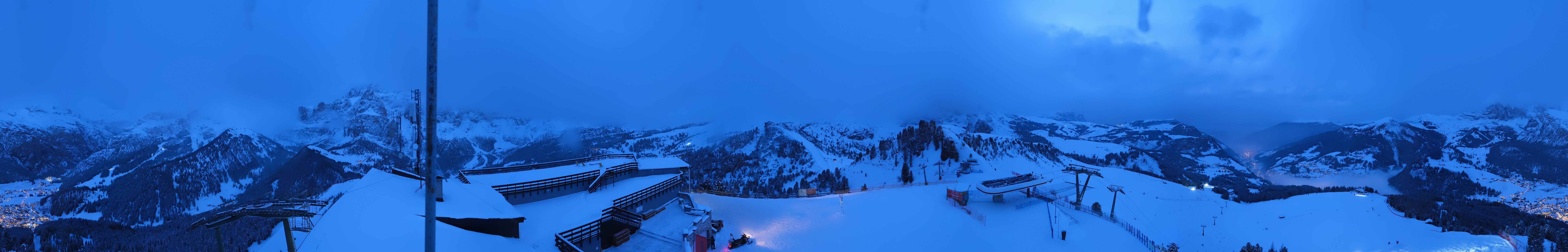 Archiv Foto Webcam Gröden: Ausblick Ciampinoi