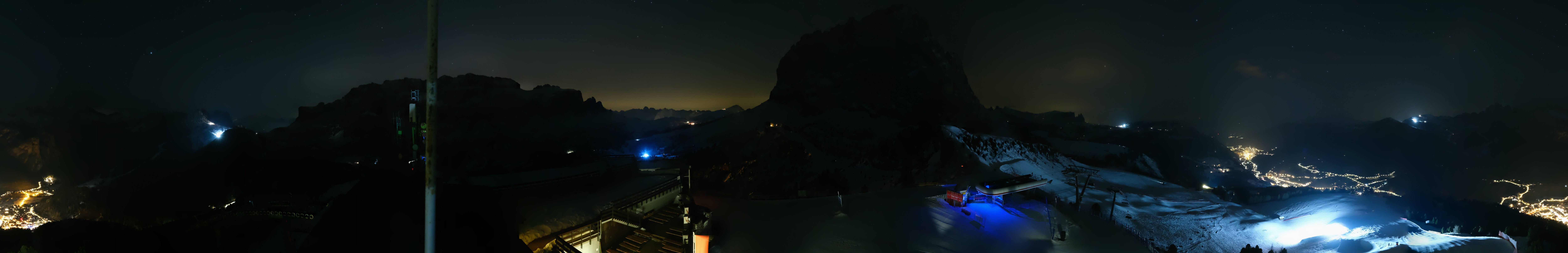 Archiv Foto Webcam Gröden: Ausblick Ciampinoi