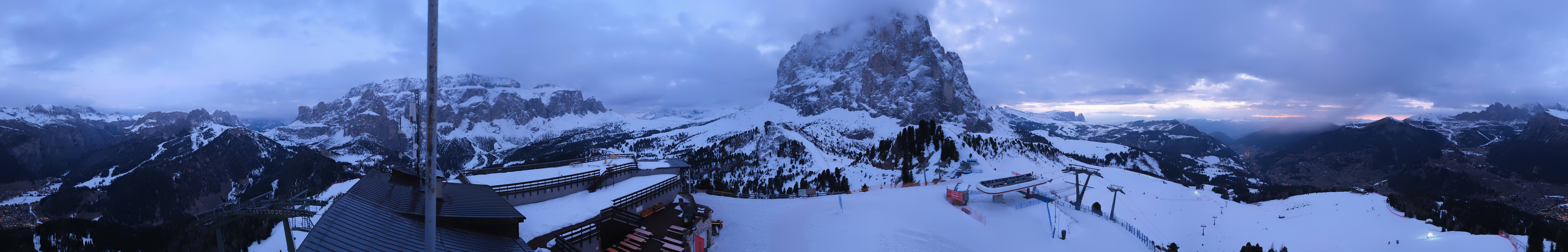 Archiv Foto Webcam Gröden: Ausblick Ciampinoi