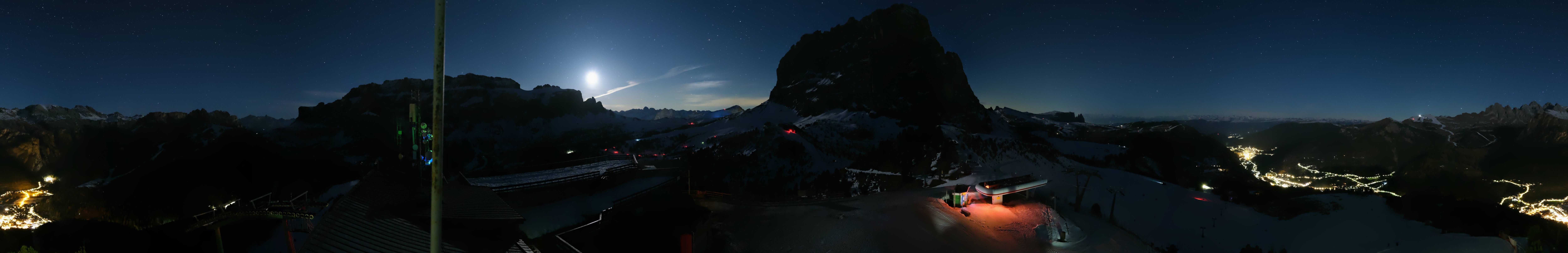 Archiv Foto Webcam Gröden: Ausblick Ciampinoi