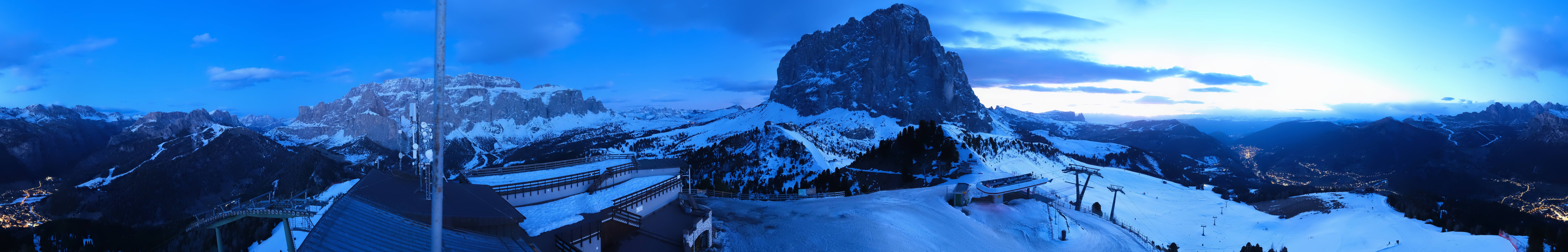 Archiv Foto Webcam Gröden: Ausblick Ciampinoi