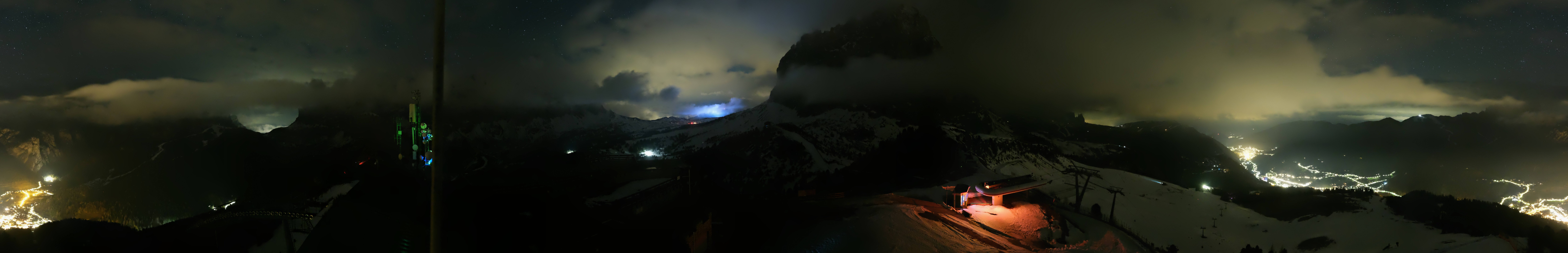 Archiv Foto Webcam Gröden: Ausblick Ciampinoi