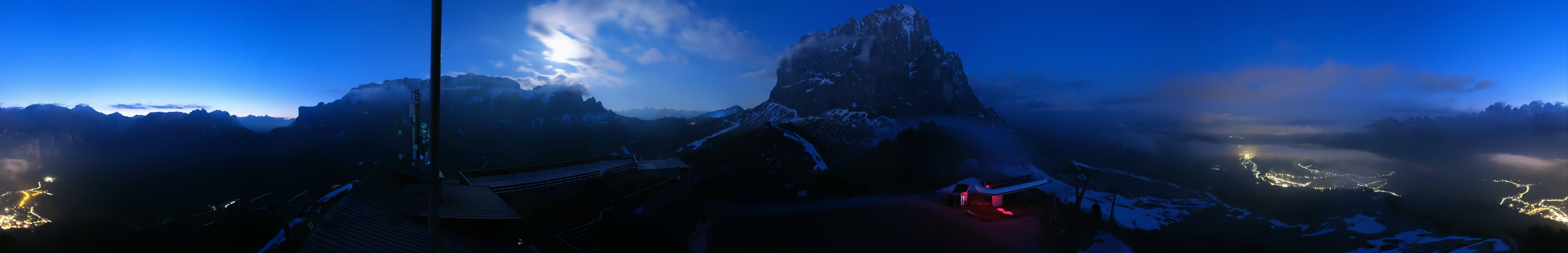 Archiv Foto Webcam Gröden: Ausblick Ciampinoi
