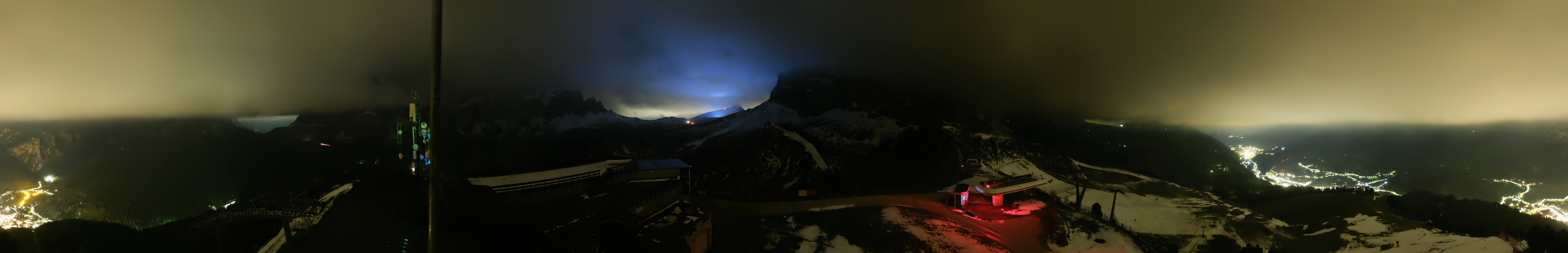 Archived image Webcam Val Gardena - View Ciampinoi top station