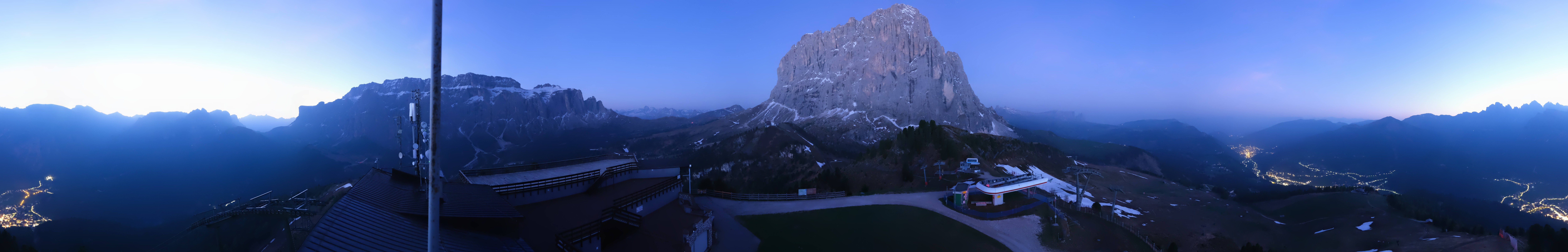 Archiv Foto Webcam Gröden: Ausblick Ciampinoi