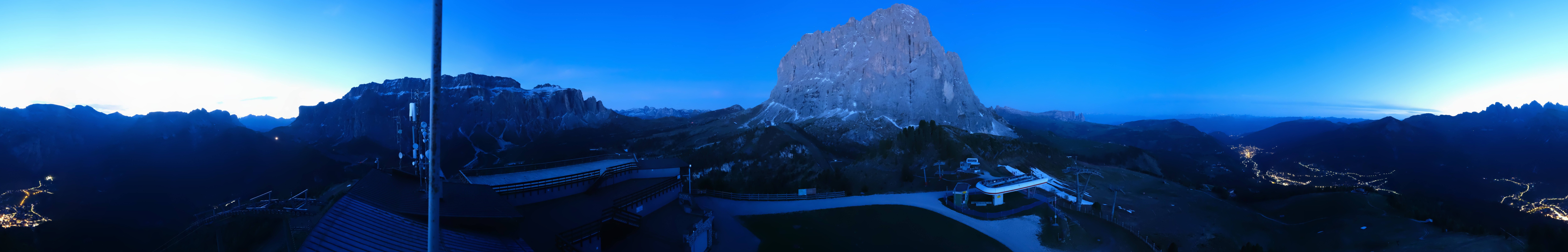 Archiv Foto Webcam Gröden: Ausblick Ciampinoi
