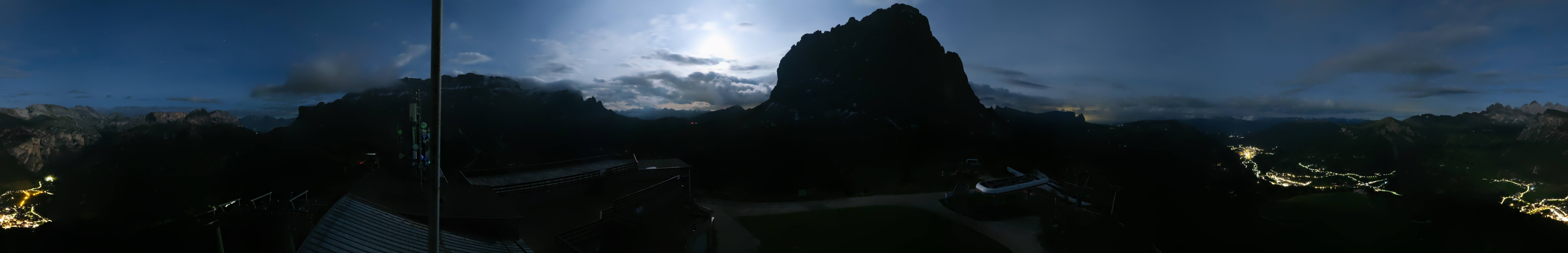 Archiv Foto Webcam Gröden: Ausblick Ciampinoi