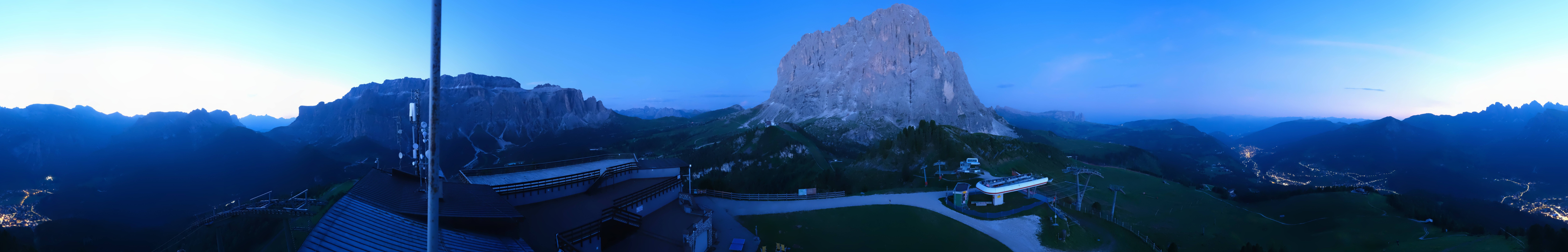 Archiv Foto Webcam Gröden: Ausblick Ciampinoi