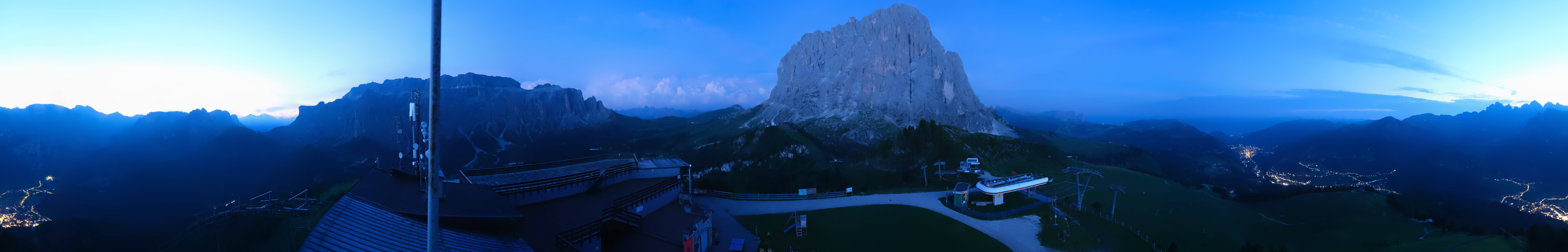 Archiv Foto Webcam Gröden: Ausblick Ciampinoi
