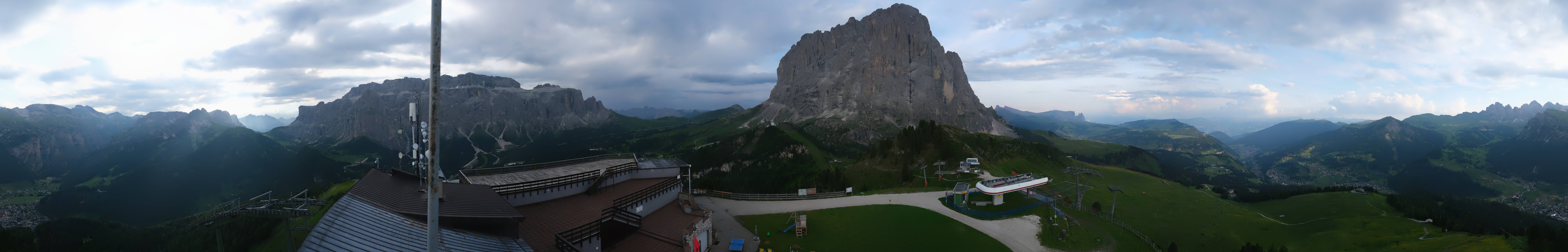Archiv Foto Webcam Gröden: Ausblick Ciampinoi