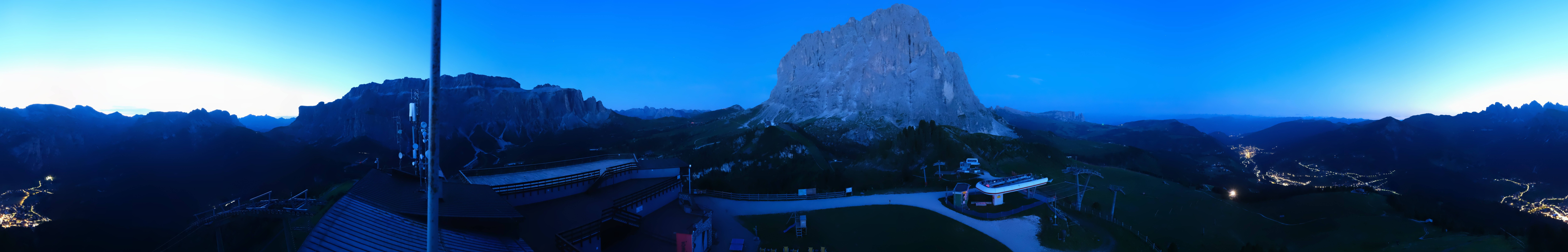 Archived image Webcam Val Gardena - View Ciampinoi top station