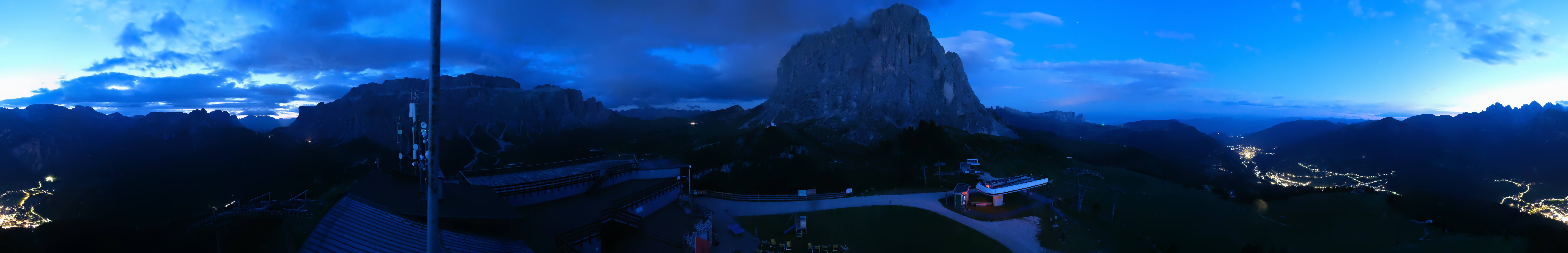Archived image Webcam Val Gardena - View Ciampinoi top station