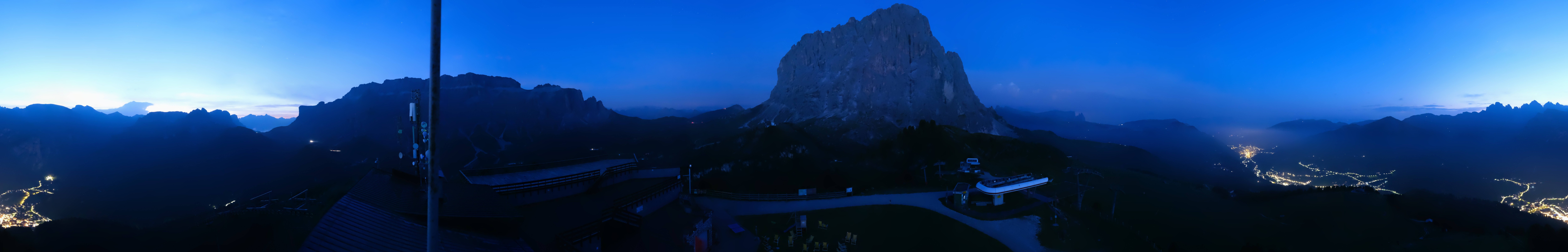 Archiv Foto Webcam Gröden: Ausblick Ciampinoi