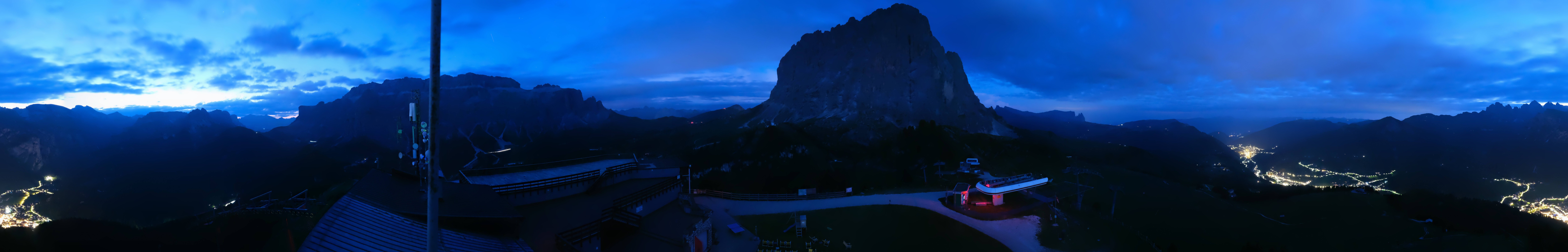 Archiv Foto Webcam Gröden: Ausblick Ciampinoi