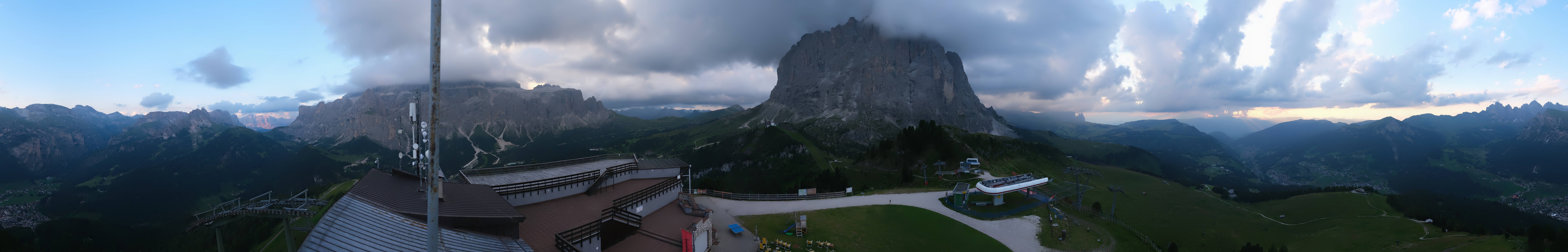 Archiv Foto Webcam Gröden: Ausblick Ciampinoi