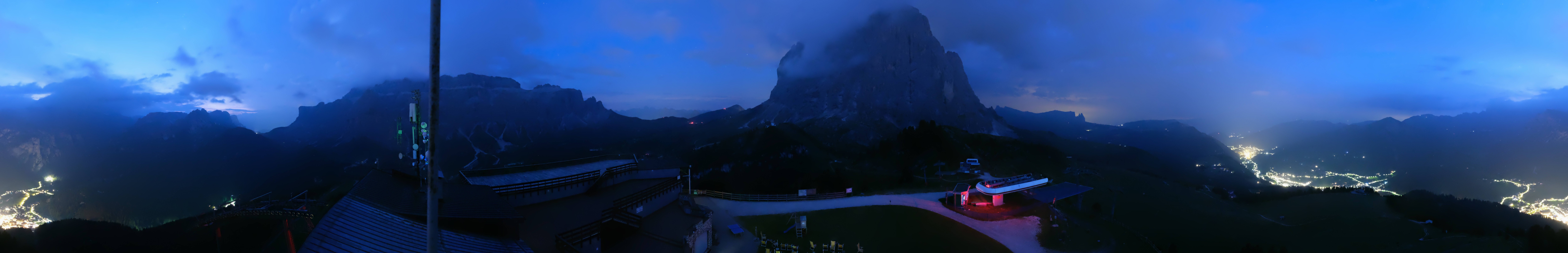 Archiv Foto Webcam Gröden: Ausblick Ciampinoi