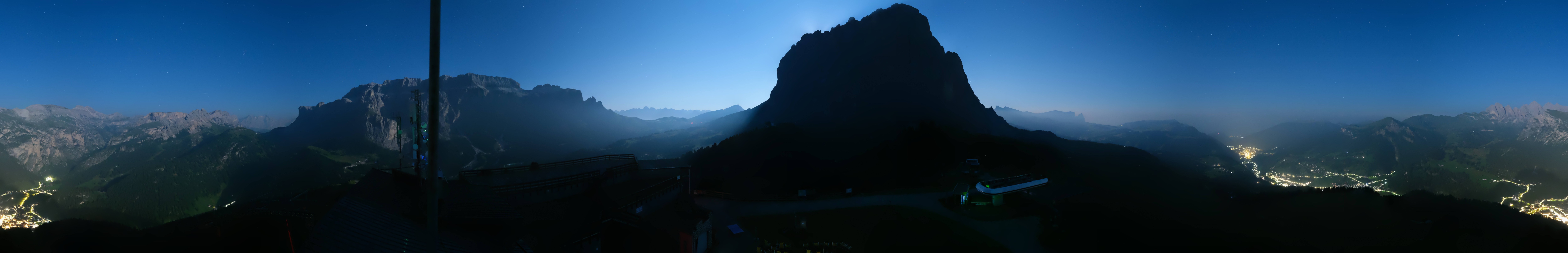 Archiv Foto Webcam Gröden: Ausblick Ciampinoi