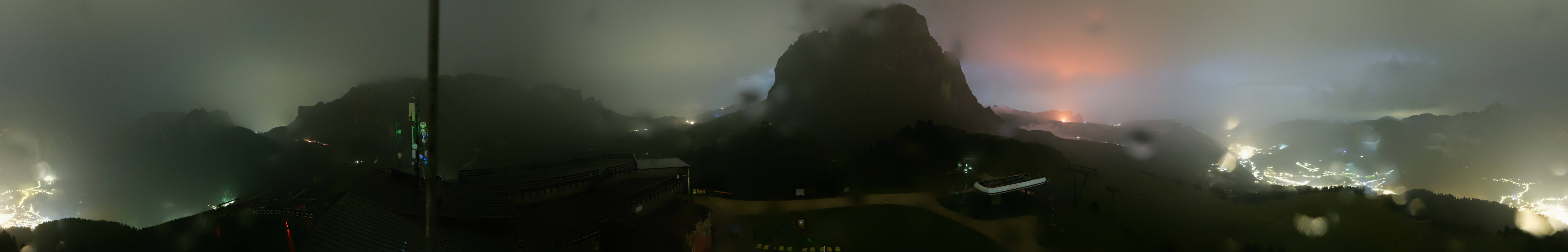 Archiv Foto Webcam Gröden: Ausblick Ciampinoi