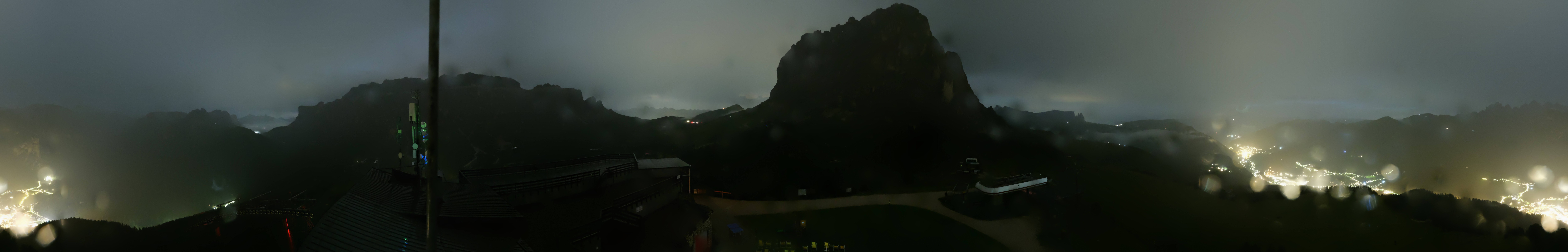 Archiv Foto Webcam Gröden: Ausblick Ciampinoi