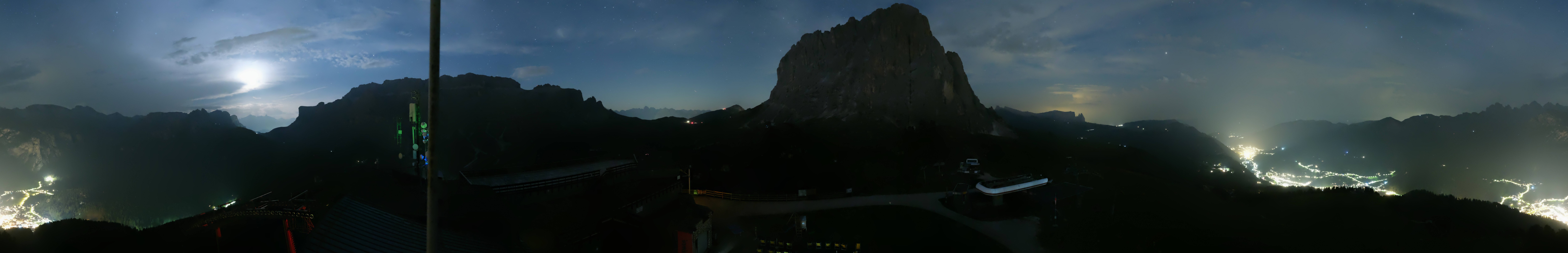 Archiv Foto Webcam Gröden: Ausblick Ciampinoi
