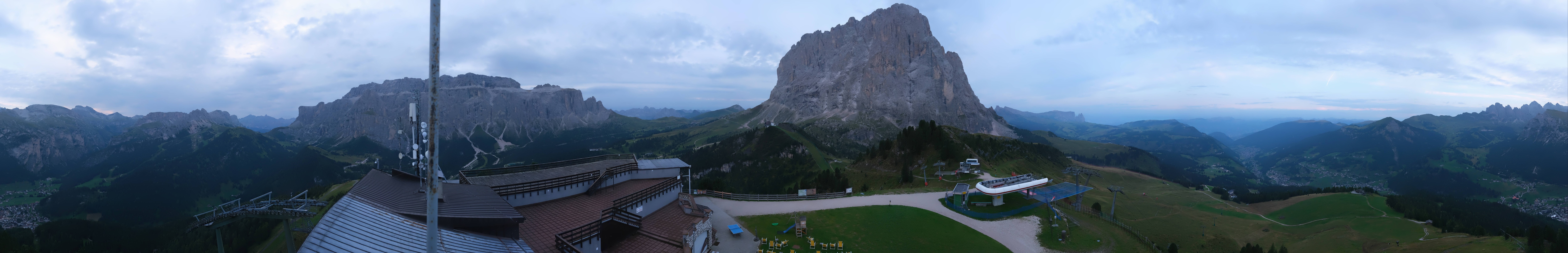 Archiv Foto Webcam Gröden: Ausblick Ciampinoi