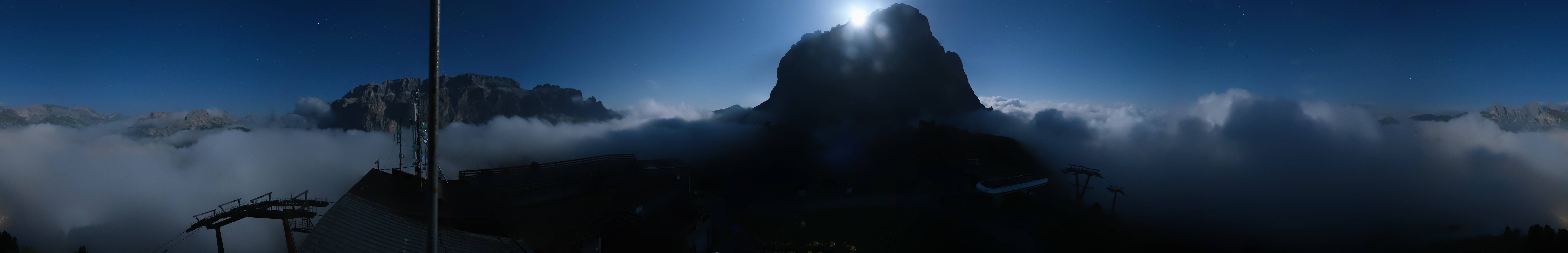 Archiv Foto Webcam Gröden: Ausblick Ciampinoi
