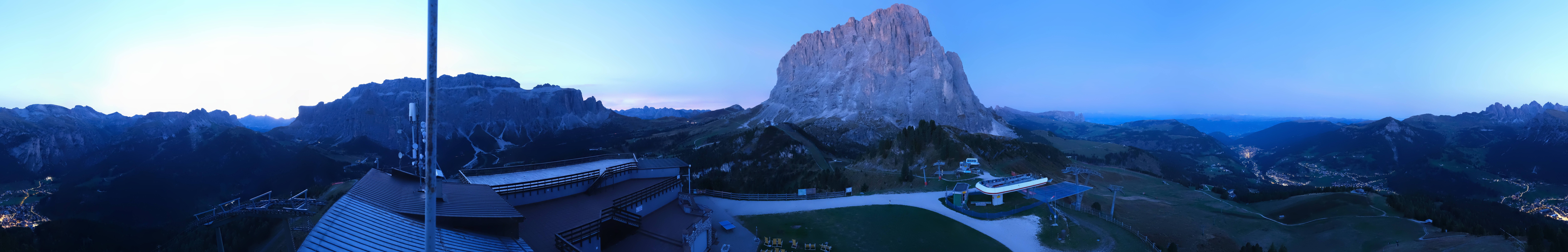 Archiv Foto Webcam Gröden: Ausblick Ciampinoi