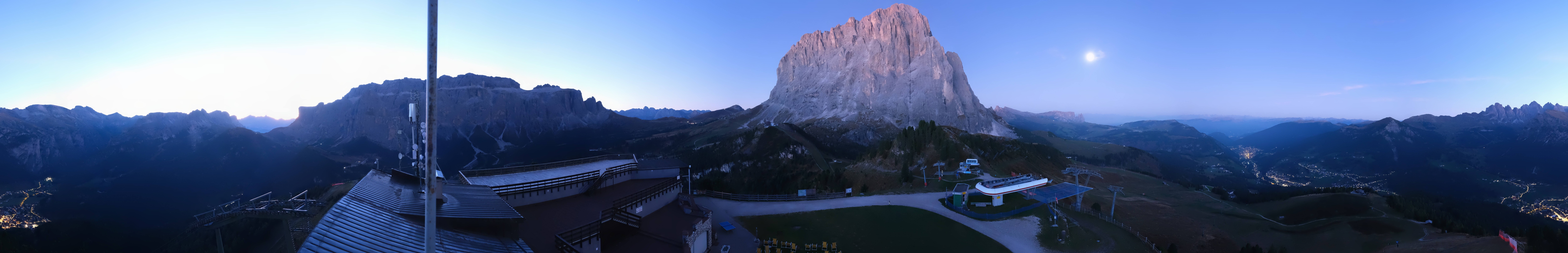 Archiv Foto Webcam Gröden: Ausblick Ciampinoi