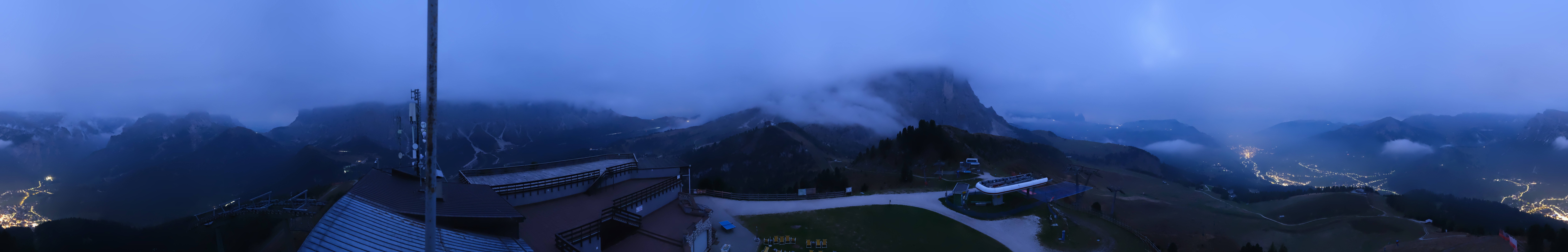 Archived image Webcam Val Gardena - View Ciampinoi top station