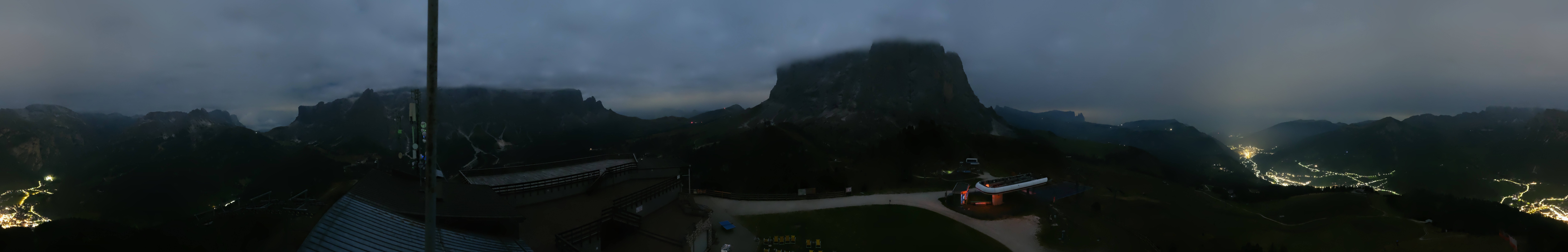 Archiv Foto Webcam Gröden: Ausblick Ciampinoi