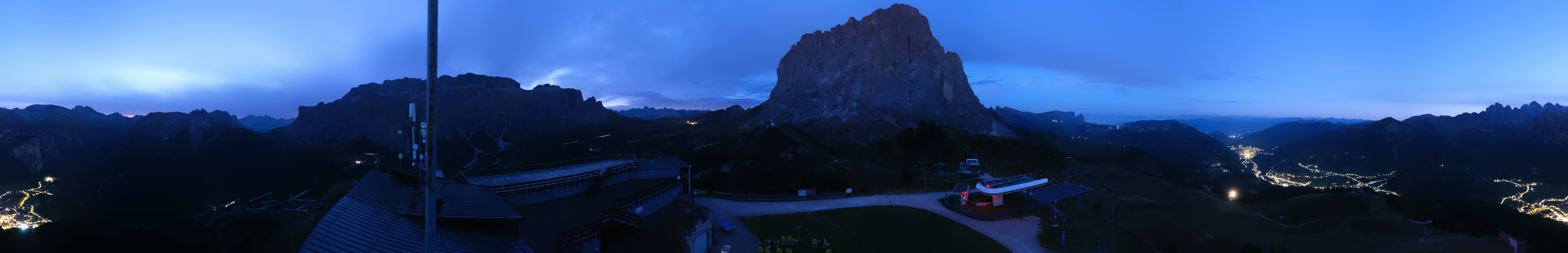 Archiv Foto Webcam Gröden: Ausblick Ciampinoi