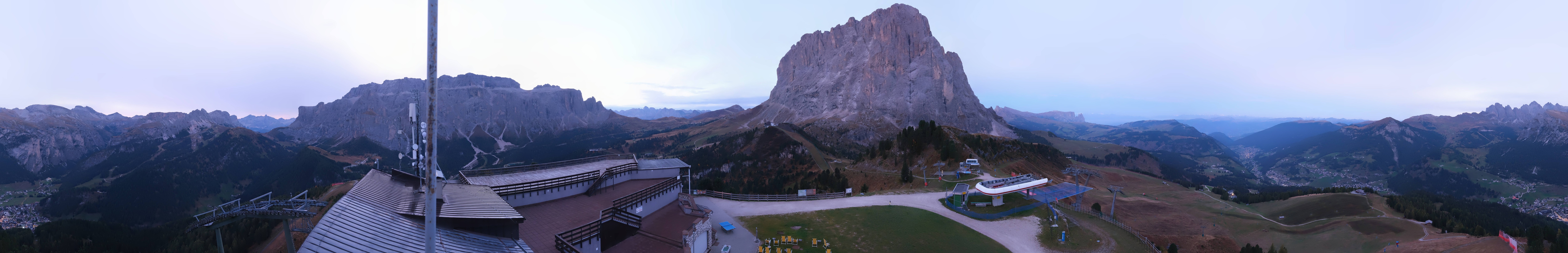 Archiv Foto Webcam Gröden: Ausblick Ciampinoi
