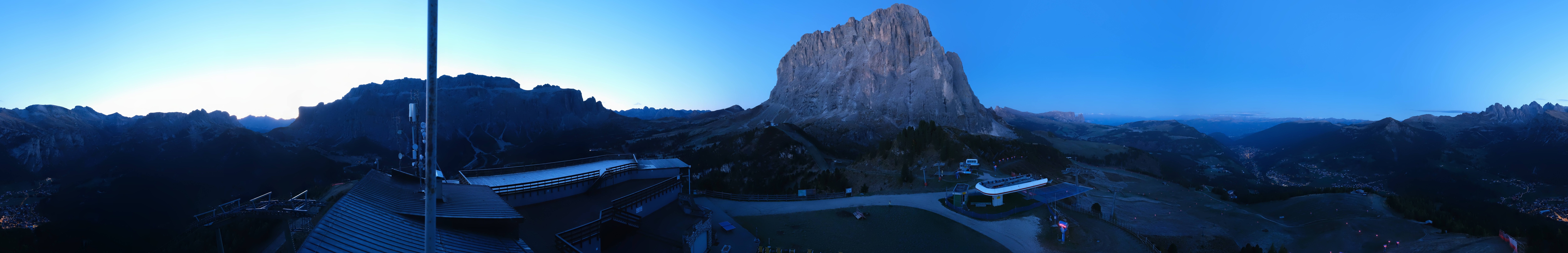 Archiv Foto Webcam Gröden: Ausblick Ciampinoi