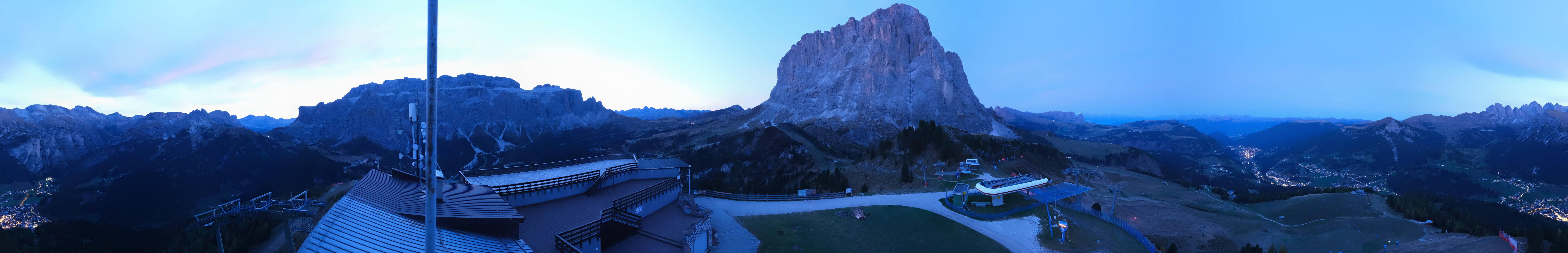 Archiv Foto Webcam Gröden: Ausblick Ciampinoi