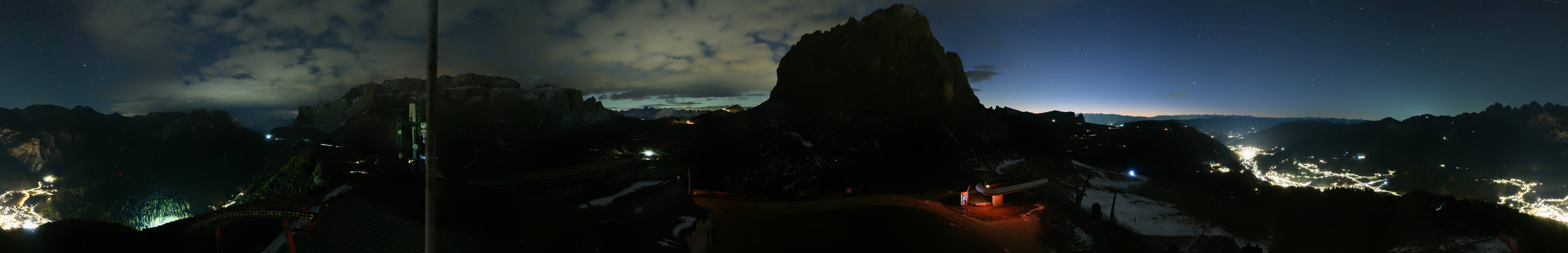 Archiv Foto Webcam Gröden: Ausblick Ciampinoi