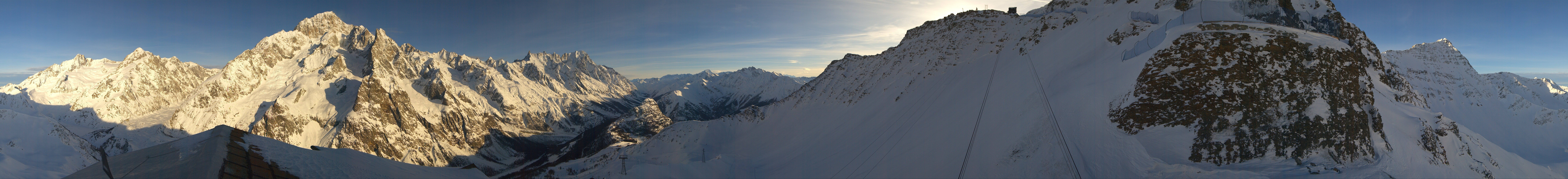 Archiv Foto Webcam ARP Aussichtsplattform Courmayeur