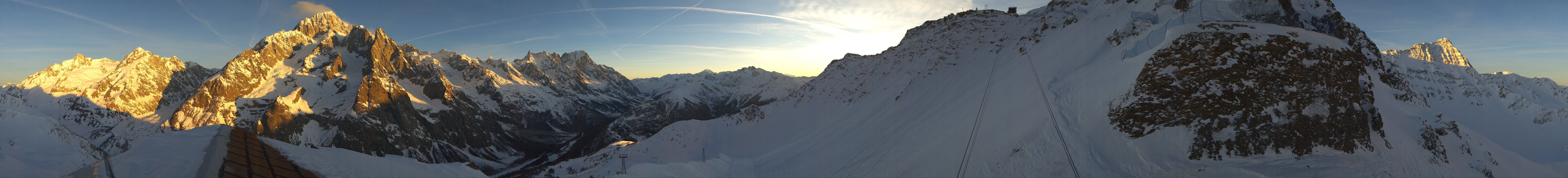 Archiv Foto Webcam ARP Aussichtsplattform Courmayeur