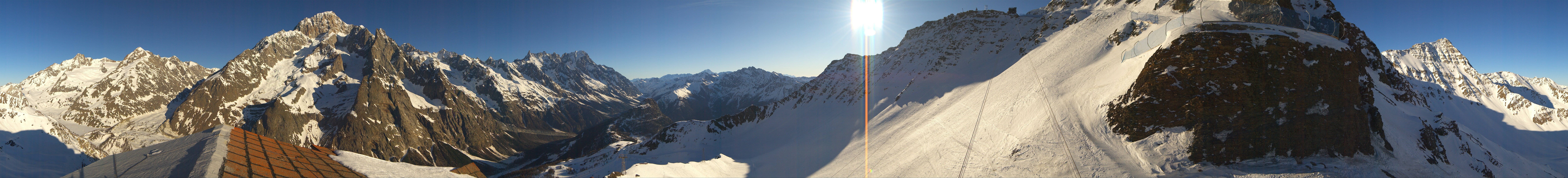 Archiv Foto Webcam ARP Aussichtsplattform Courmayeur