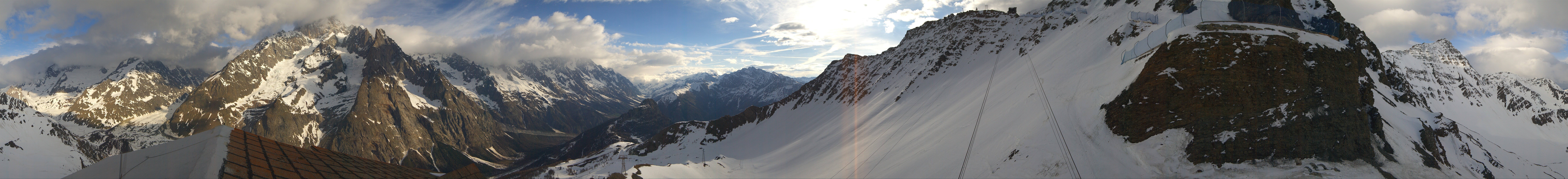 Archiv Foto Webcam ARP Aussichtsplattform Courmayeur