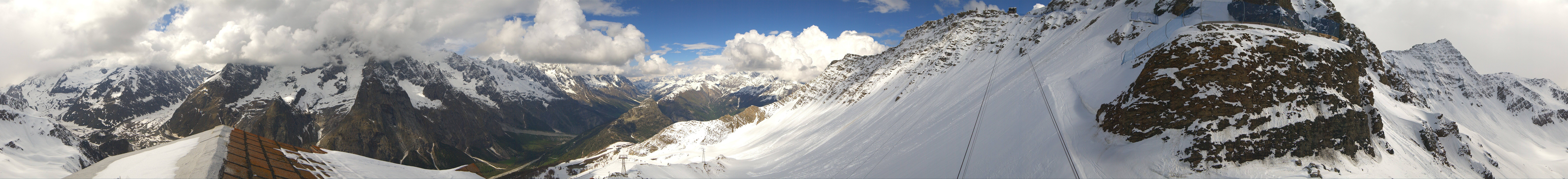 Archiv Foto Webcam ARP Aussichtsplattform Courmayeur