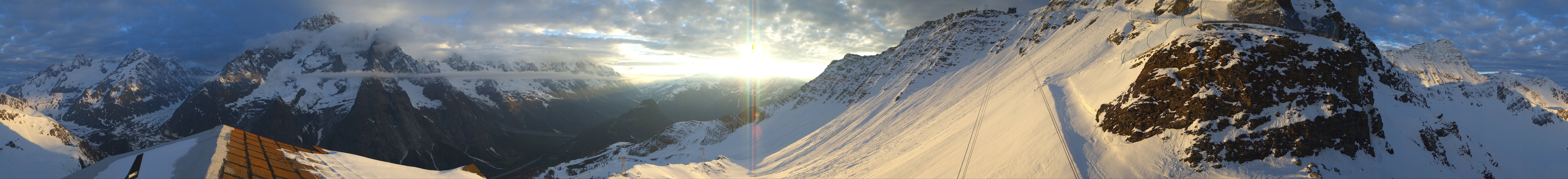 Archiv Foto Webcam ARP Aussichtsplattform Courmayeur