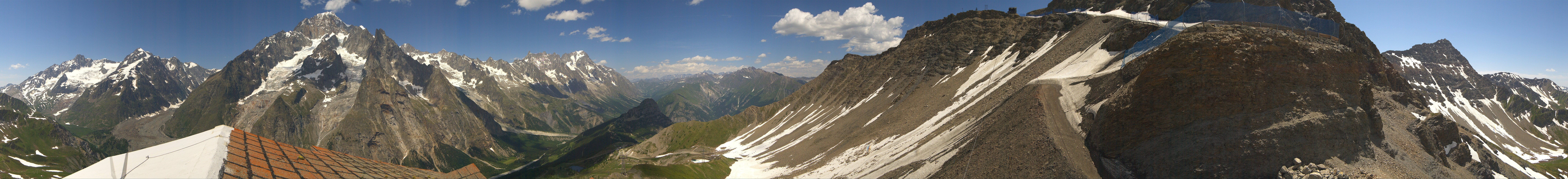 Archived image Webcam Courmayeur Panorama