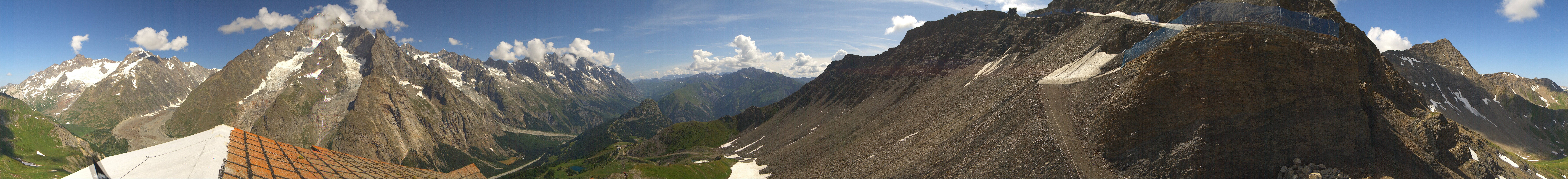 Archiv Foto Webcam ARP Aussichtsplattform Courmayeur