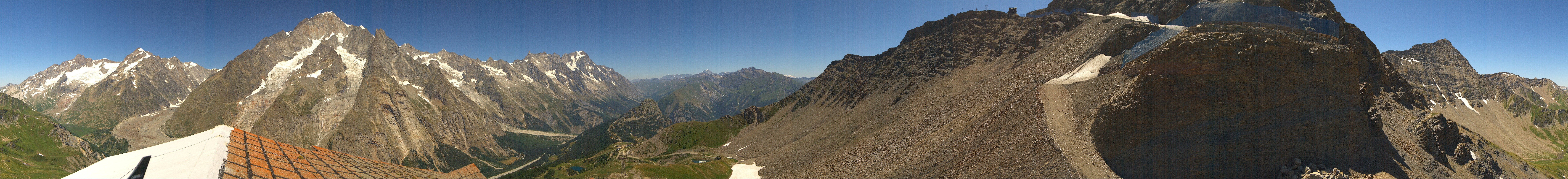Archived image Webcam Courmayeur Panorama
