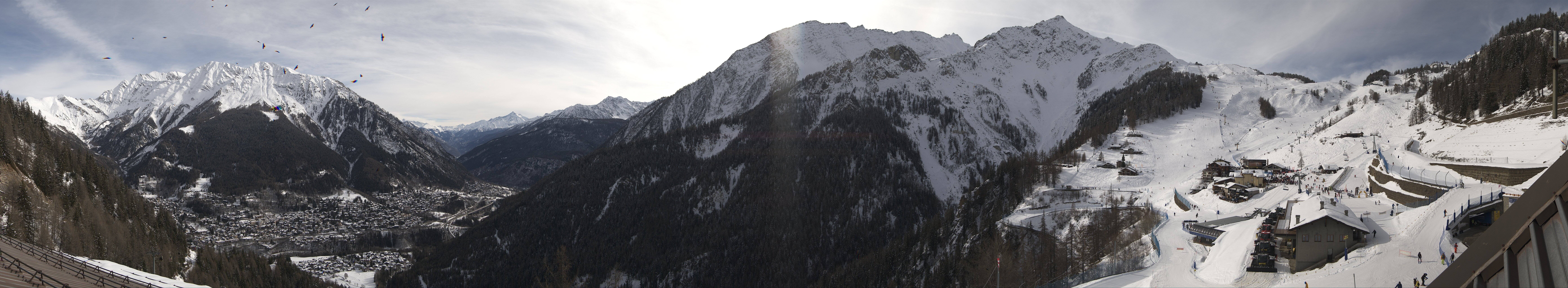 Archiv Foto Webcam Checrouit Panoramablick, Courmayeur