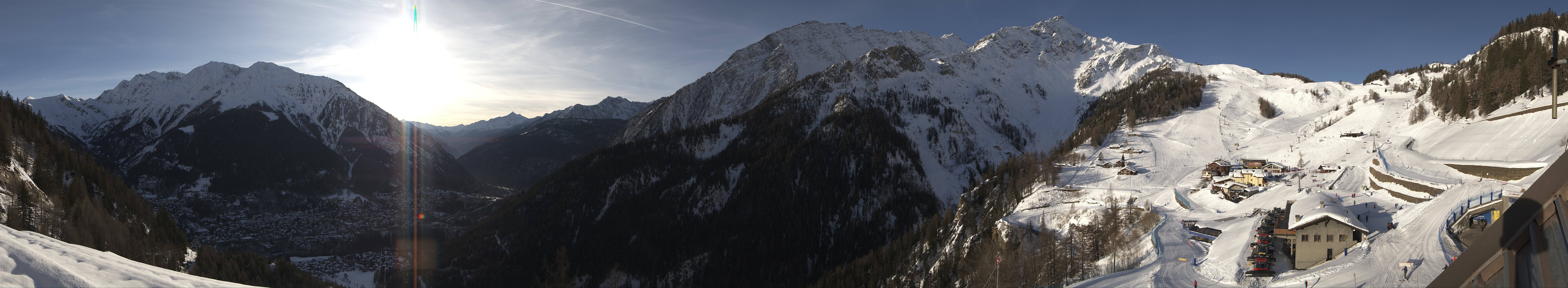 Archiv Foto Webcam Checrouit Panoramablick, Courmayeur