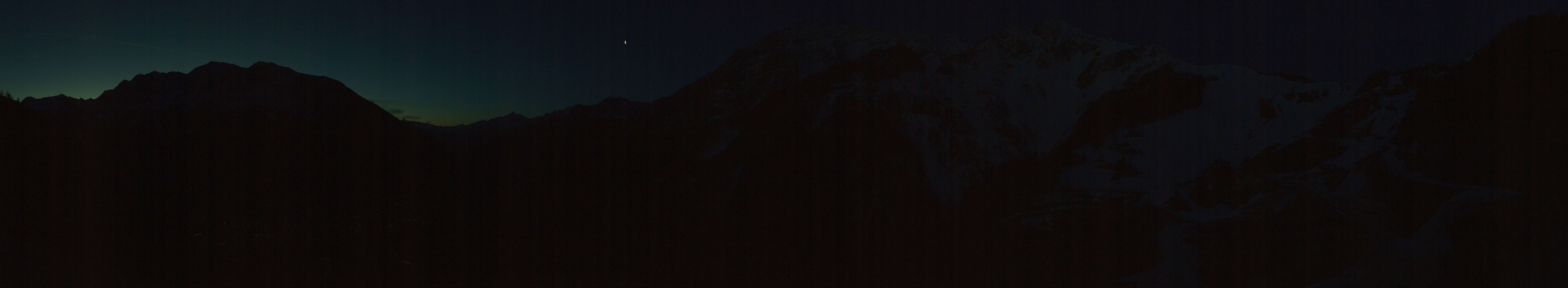 Archiv Foto Webcam Checrouit Panoramablick, Courmayeur