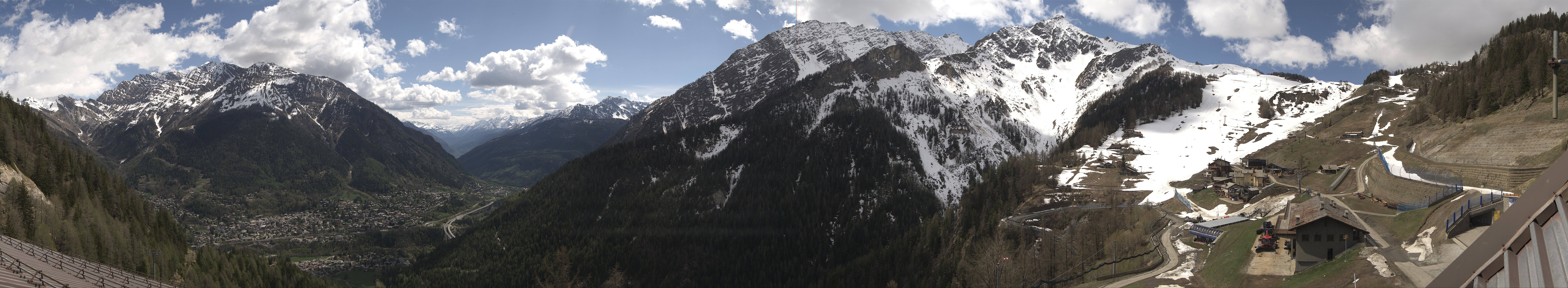 Archiv Foto Webcam Checrouit Panoramablick, Courmayeur