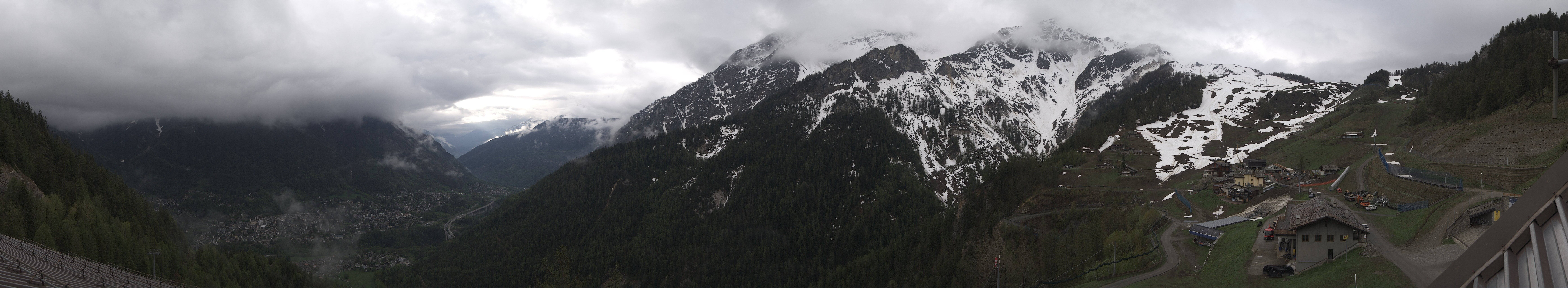 Archiv Foto Webcam Checrouit Panoramablick, Courmayeur