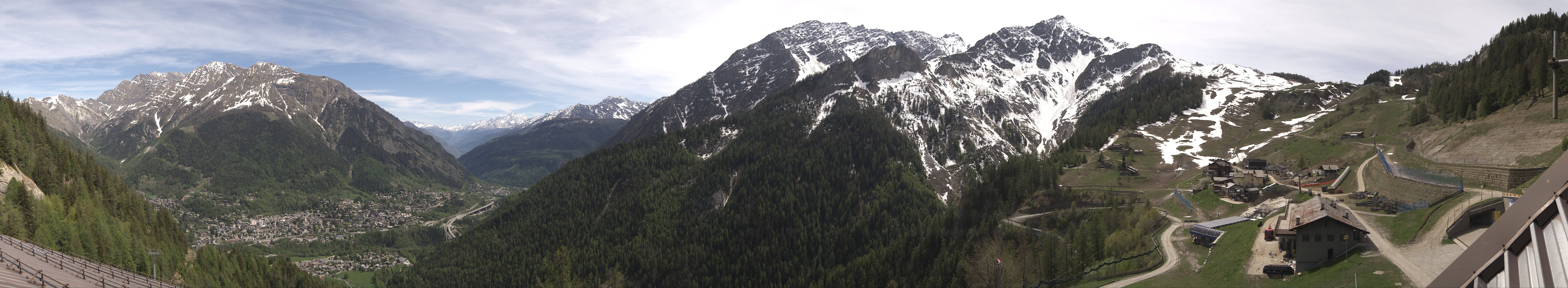 Archiv Foto Webcam Checrouit Panoramablick, Courmayeur